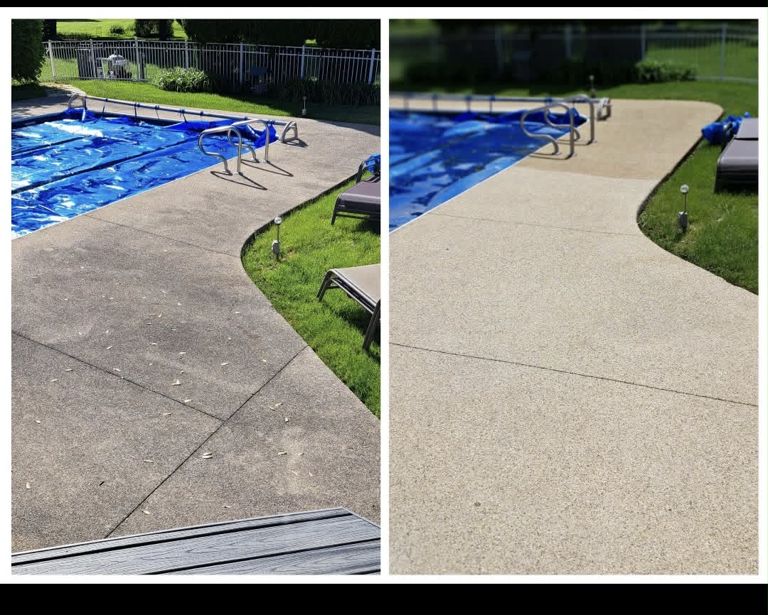 Deck & Fence Cleaning photo 3 before and after